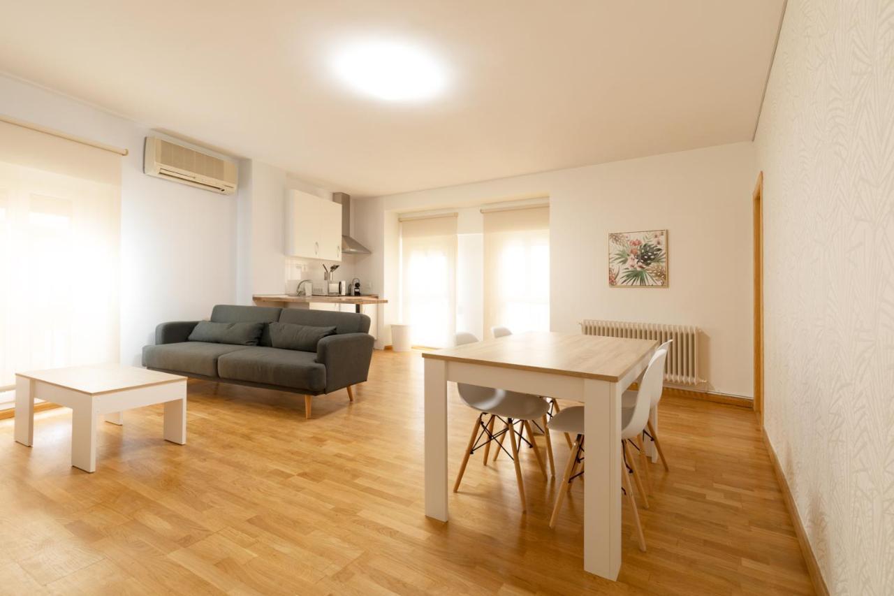 Apartamento Entre Conventos Toledo Exterior foto